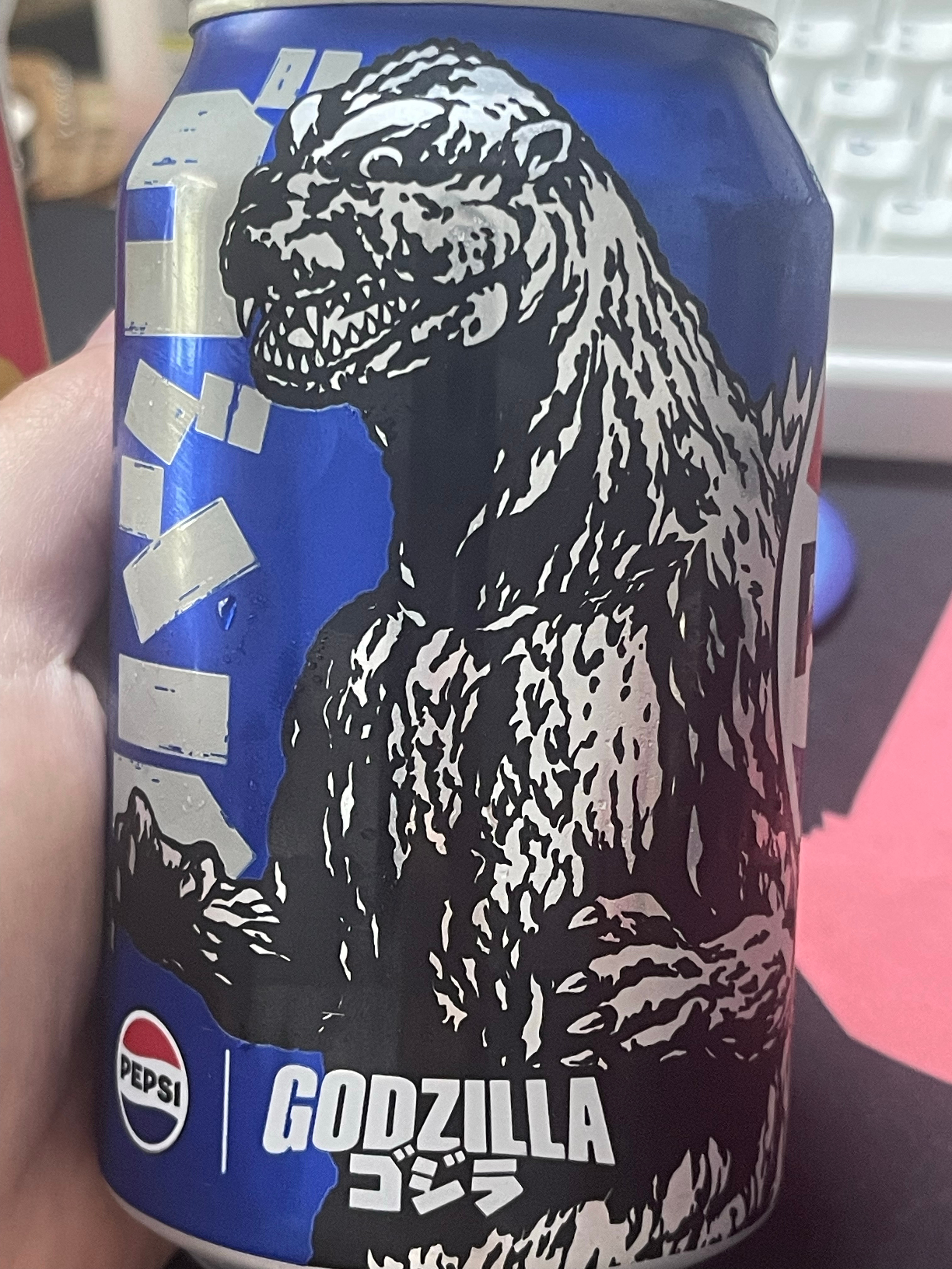 胖头莎昱_[超话]  螺蛳粉是谁发明的？吃到最后连汤都不想剩下，饭后再来杯小甜水