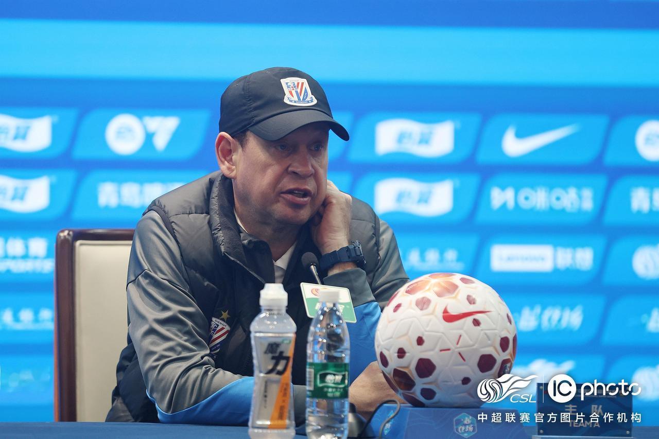 中超赛后｜斯卢茨基：对手发挥受限是全队努力的成果 认真打好后续每场比赛
 
20