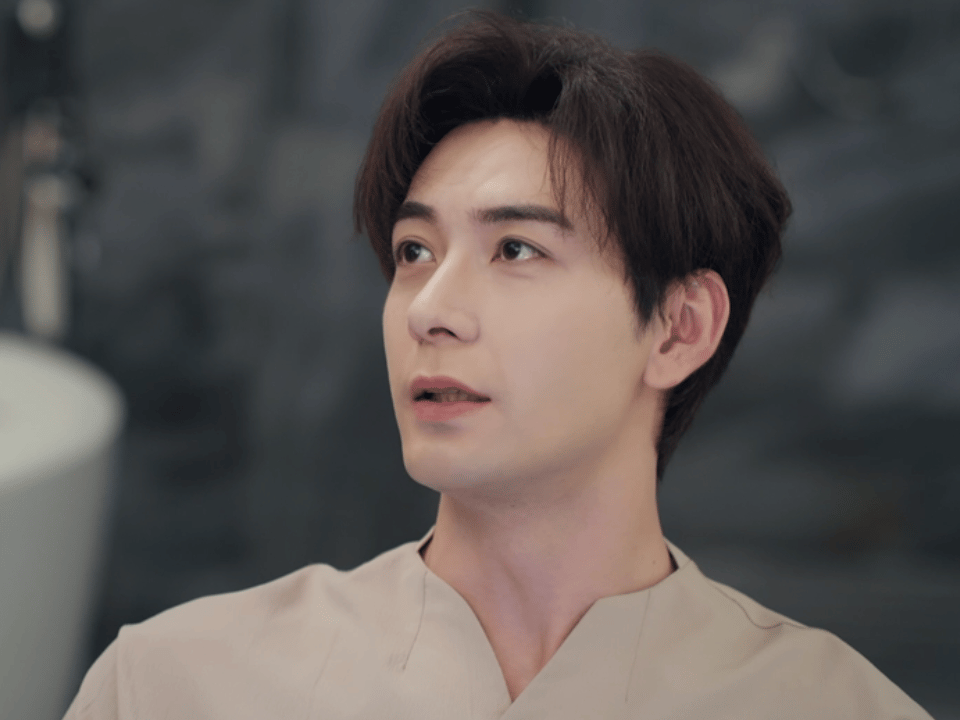 红衣服也能穿了，请奶茶也能喝了，开机发言也能听了～网传🧱发没有排字🐴人，开机