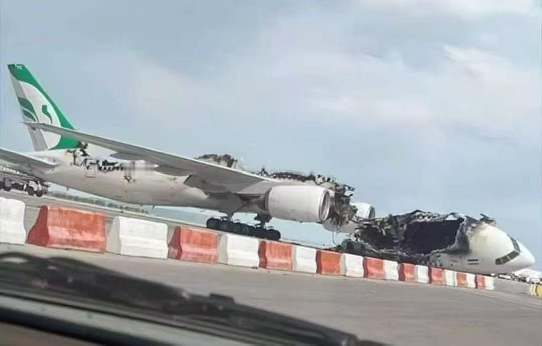 伊朗马汉航空刚从中国买回去没多久的波音777确实在之前的战争中被空袭摧毁了至少一