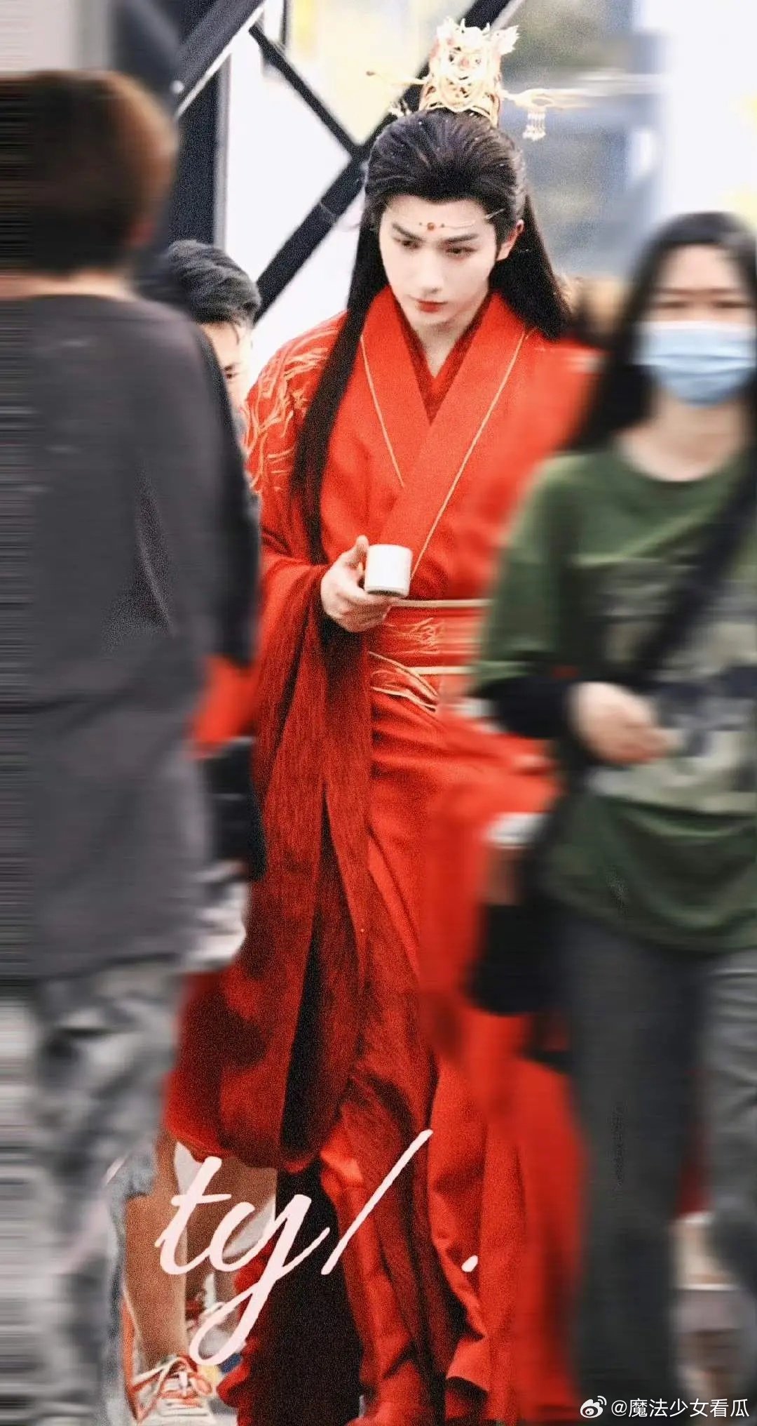 李宏毅这个状态挺好的，谁说他古装不好看的? ​​​