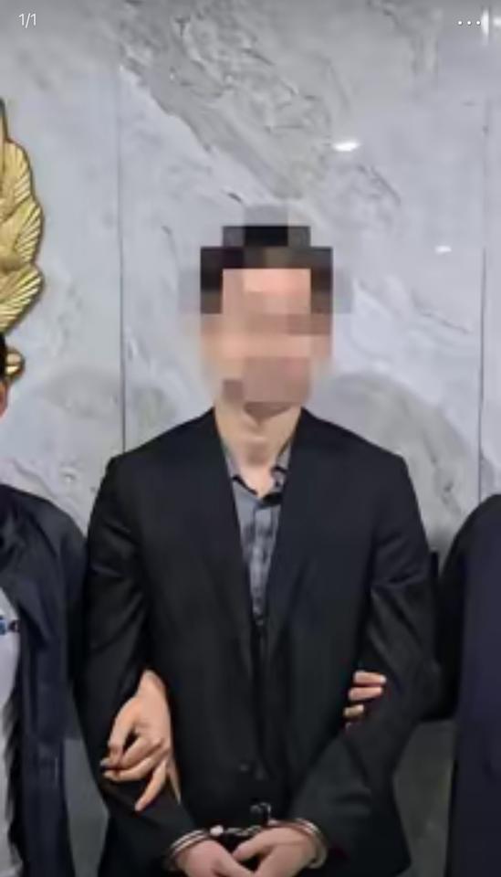 晴天霹雳！湖南八旬老人拎着170万现金去银行存款，柜员点钞时冷汗直冒，厚厚一沓沓