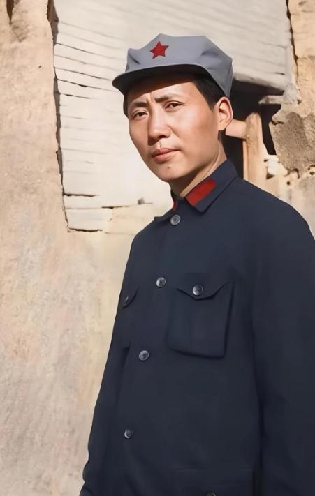 毛泽东具有预判性的十二段话：
 
1915年秋，毛泽东的老师黎锦熙上调教育部，别