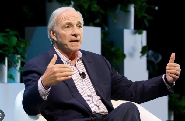 【第三次世界大战已开始、东亚最惨烈？】

桥水基金创始人达利欧近期引爆全网预警：