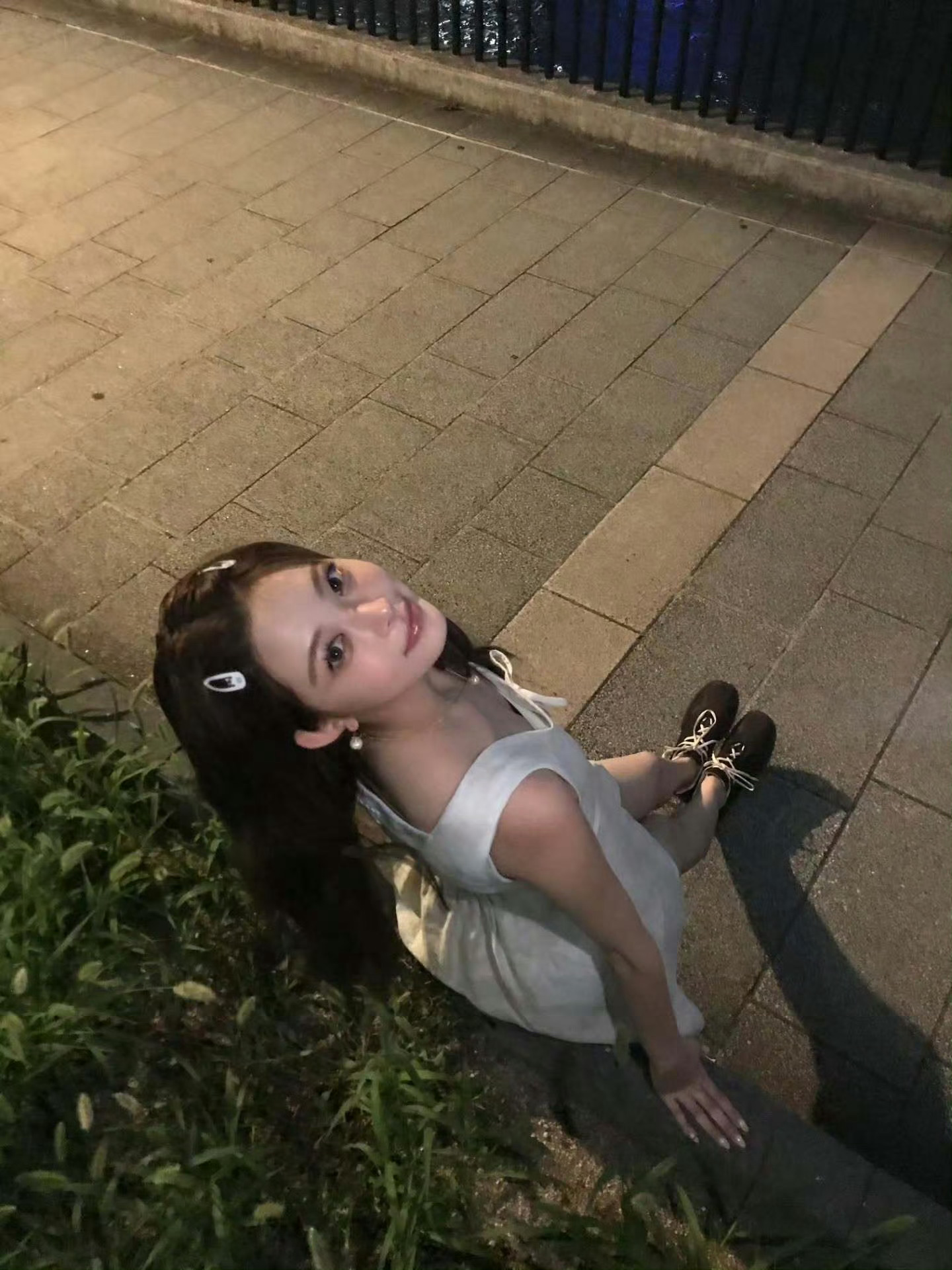 洪恩採[超话]  过去的 过不去的 不都过去了吗 ​​​