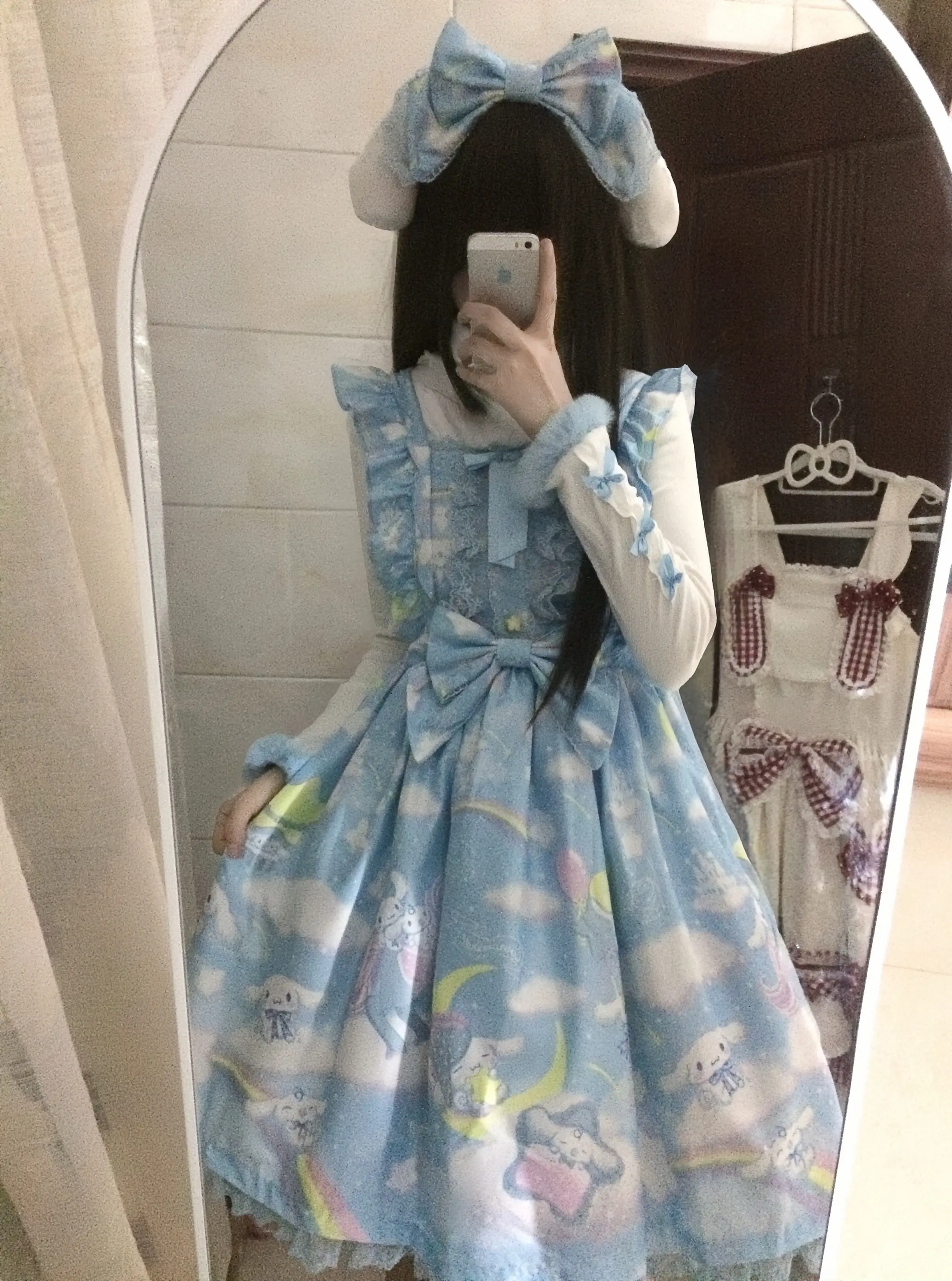 茉莉雪的尾调 是你浅淡的瞳色