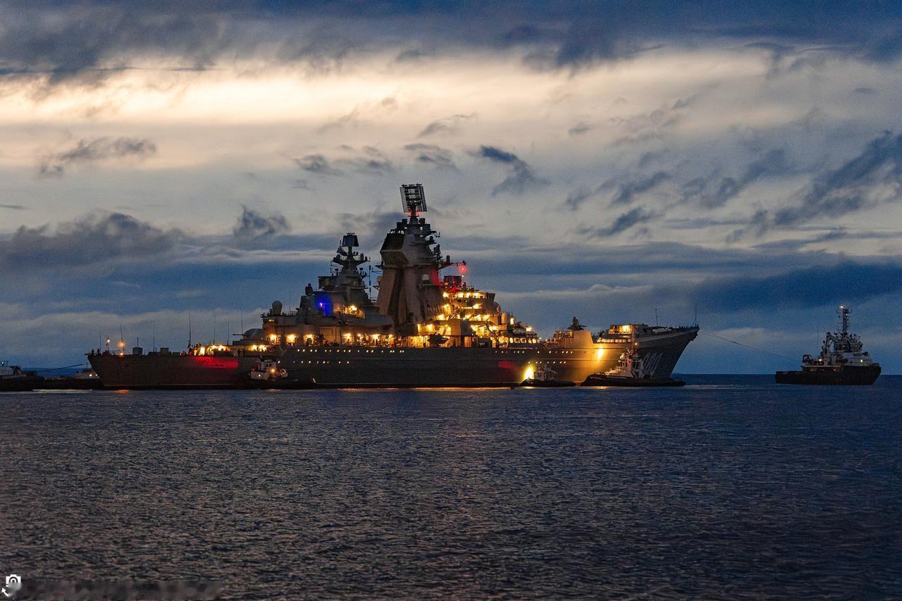 “纳西莫夫海军上将”号重型核动力巡洋舰（北约称战列巡洋舰）新图：这组图是10月份