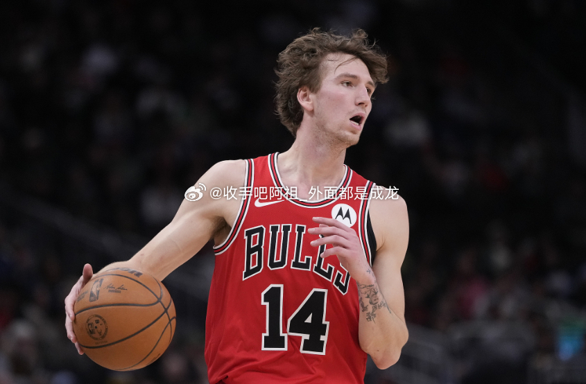 NBA常规赛，金州勇士在主场以124-130的比分加时不敌芝加哥公牛。此役，公牛