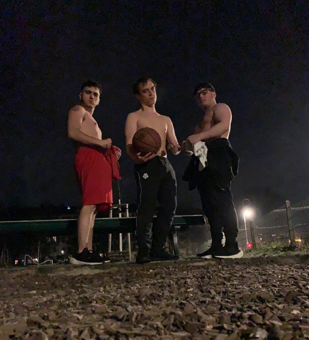 G2加入秀身材决赛圈JDG与GEN数据对比 BLG与BFX数据对比 2026FS