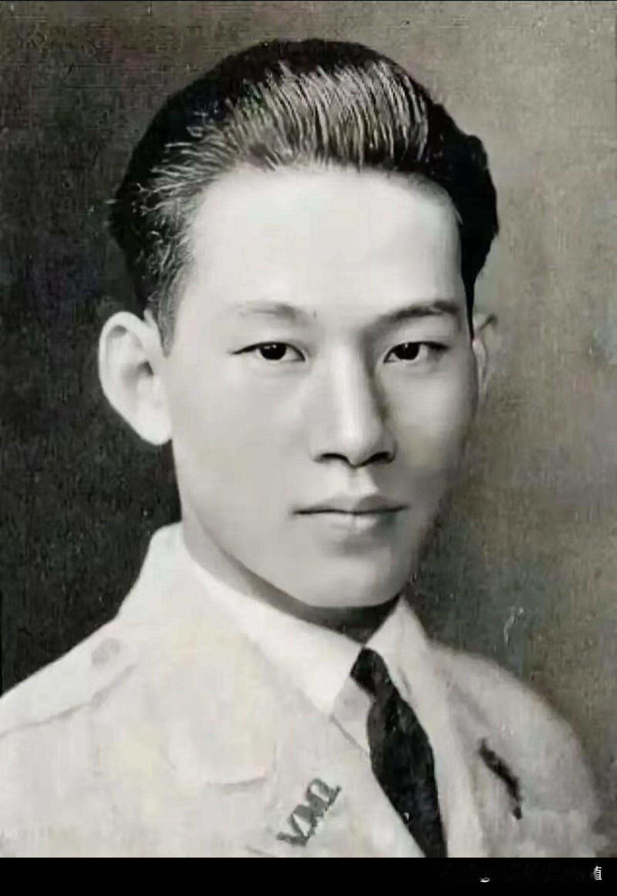 他被誉为“东方隆美尔”！
也曾在缅甸战场解救7000英军！
他曾经是清华大学毕业