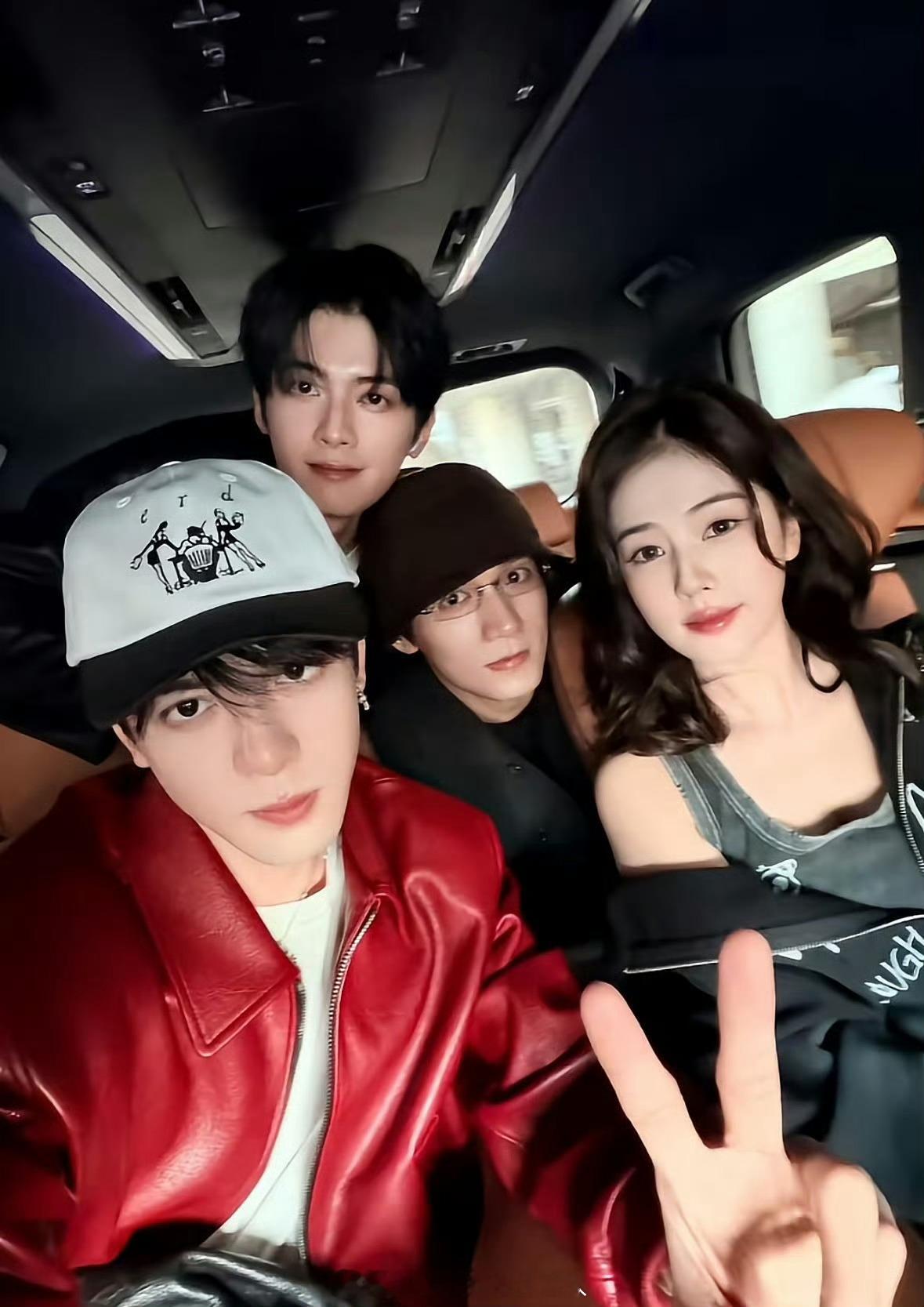 韩国偶遇白鹿曾舜晞逛街我们临江仙小分队