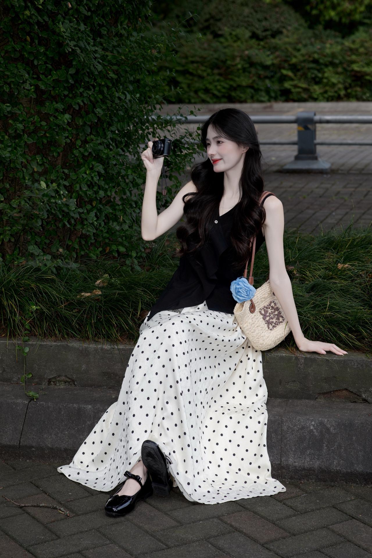 夏日黑白配少女感夏日ootd 夏日松弛感穿搭 今日份法式ootd 波点裙