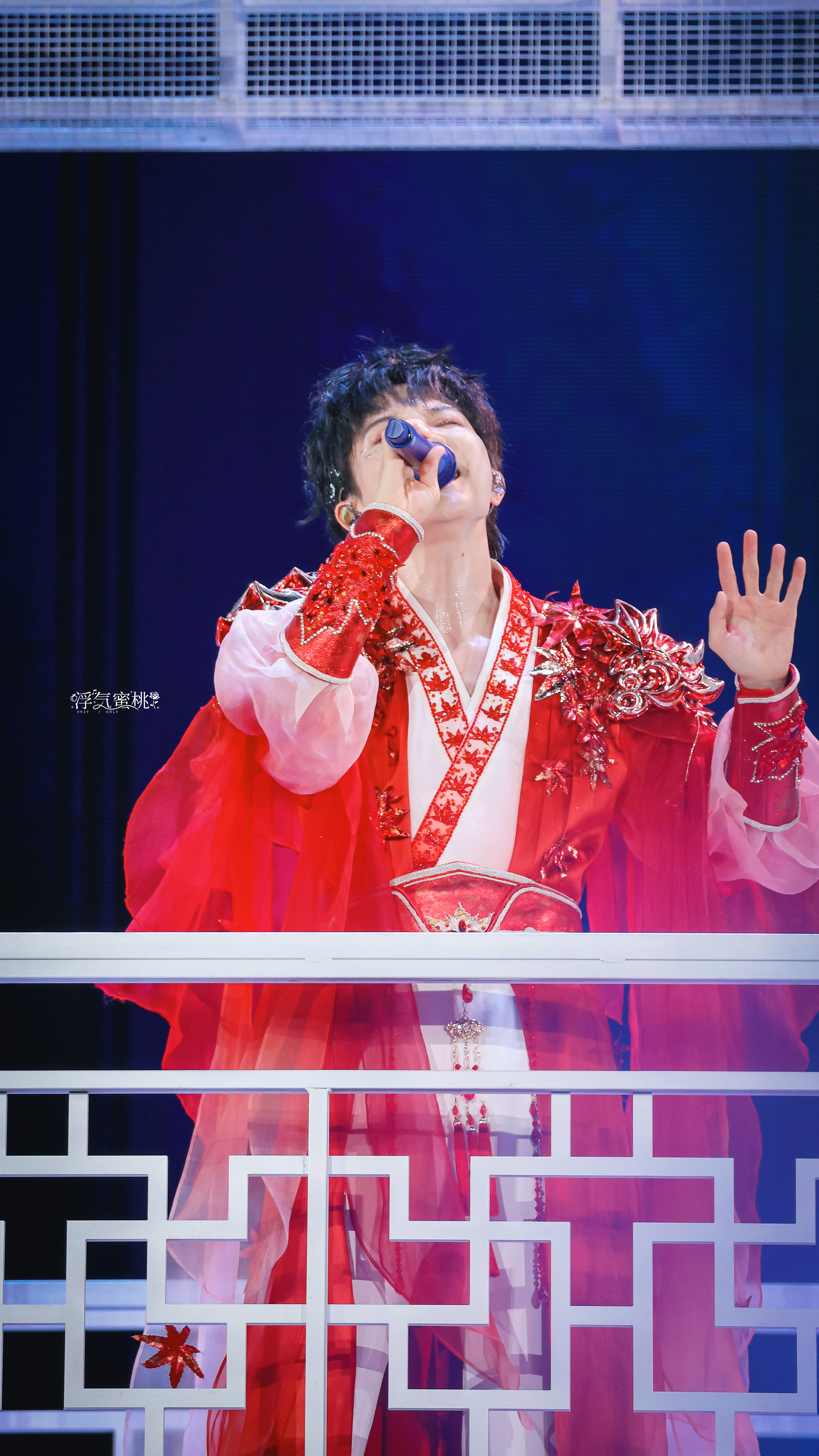 香汗淋漓真的是周深2026深深的巡回演唱会 ✨ 周深济南演唱会