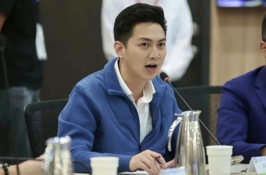 张凌赫申请来台遭拒 卢秀燕子弟兵轰民进党玻璃心
针对大陆艺人张凌赫申请来台遭拒，