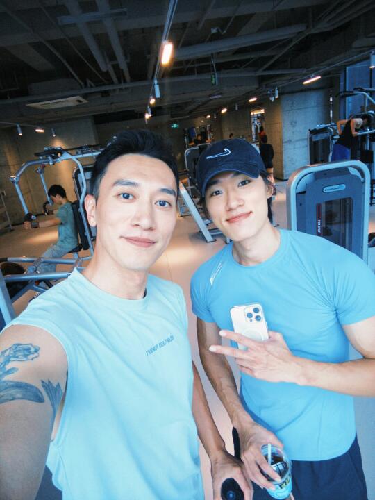 190中韩男模练背日常🏋️‍♀️