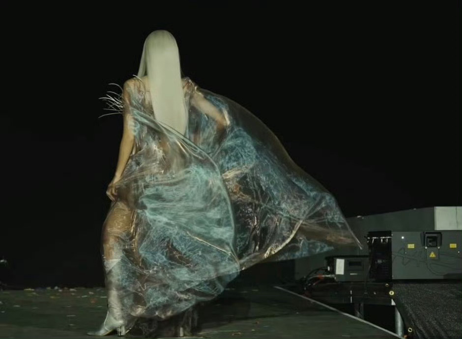 Lisa天使降临Lisalisa kpop女永一