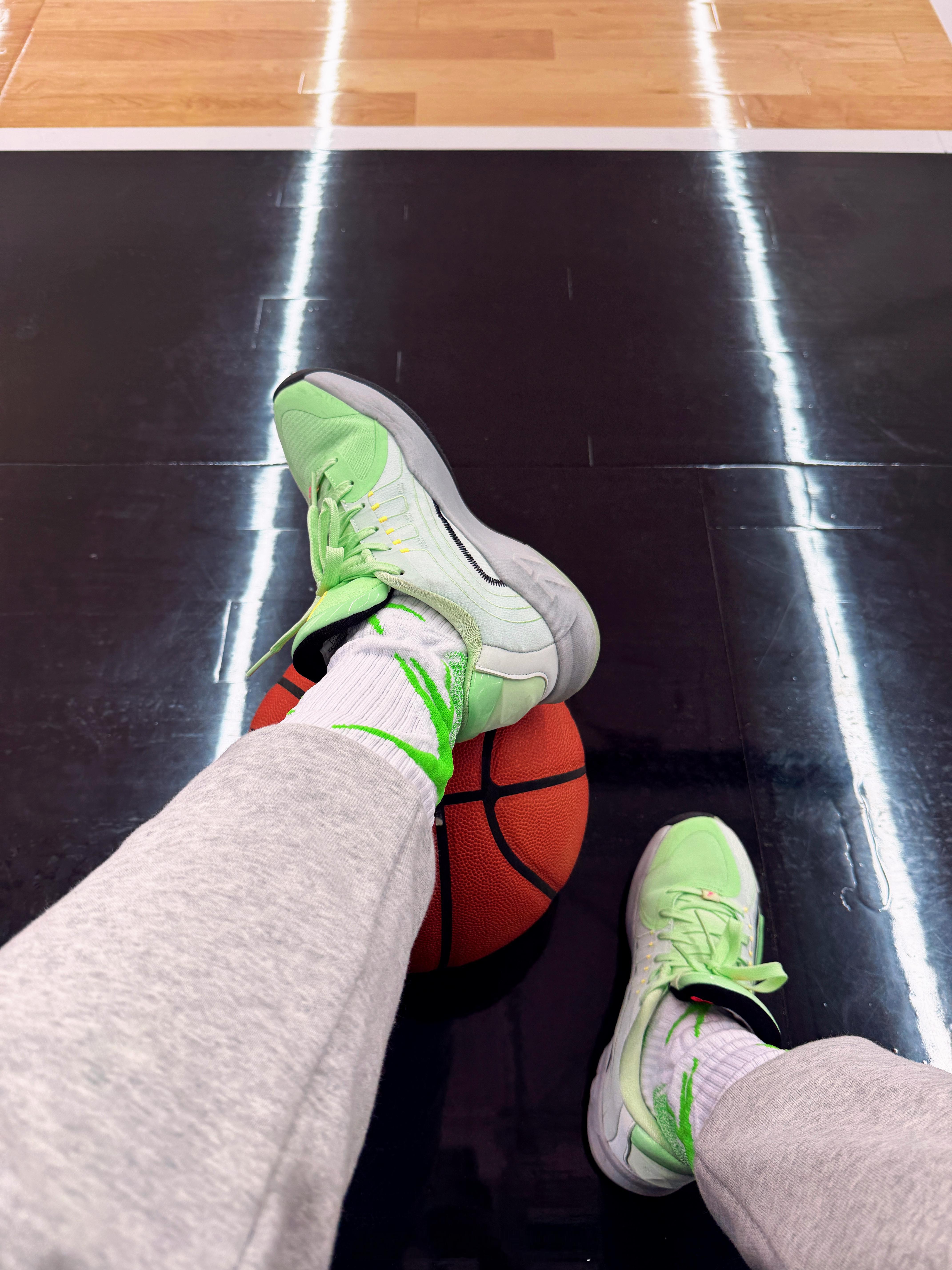 复出即受伤🫠🫠🫠只砍下2分……  ​​​