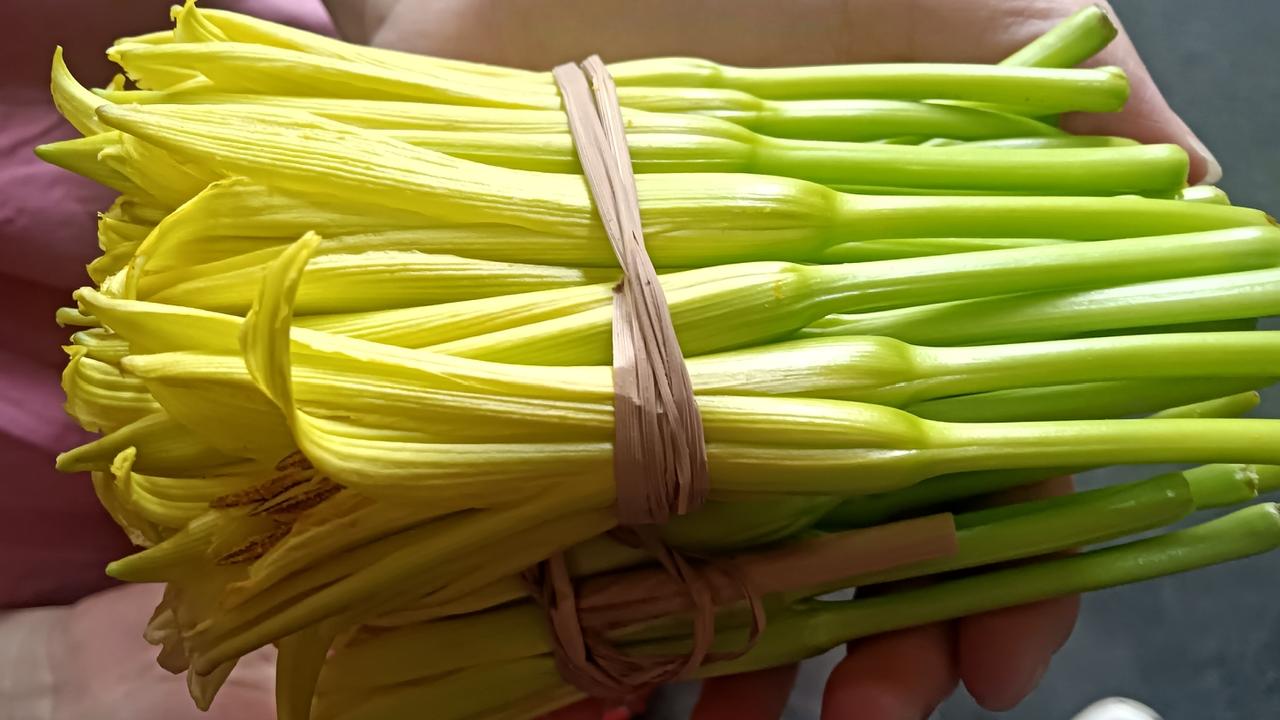 糖尿病真是个恼火的病
尤其还是个超级固执
不听医嘱  不自律  
管不住嘴  迈