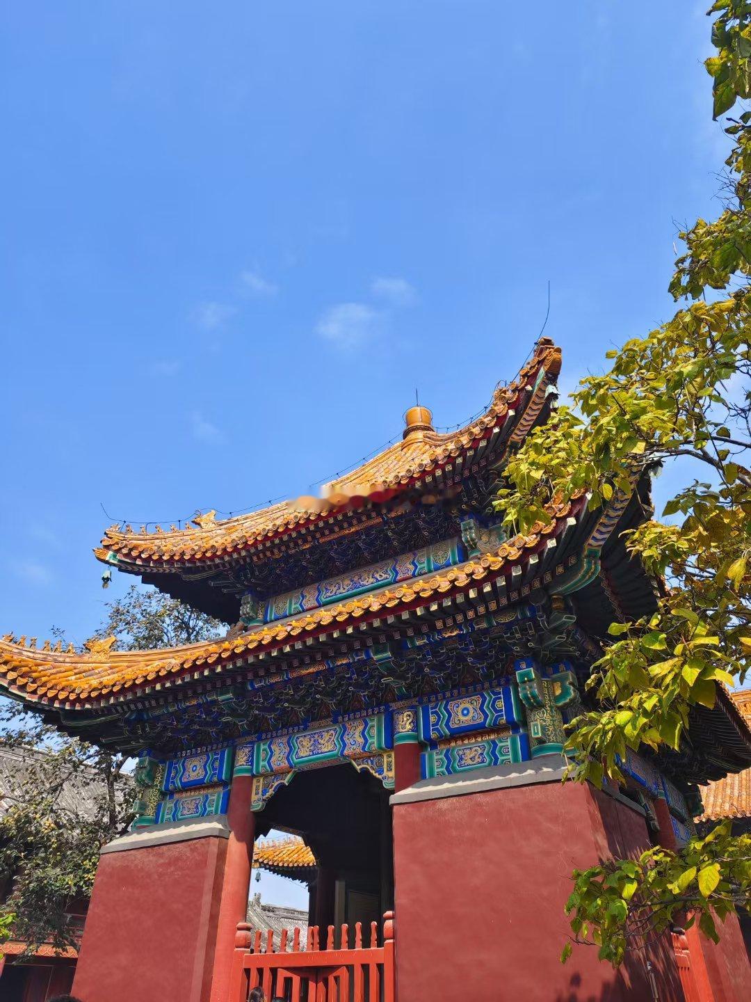 命运与大运很多人一生中能遇到几次真正的好运，但在好运来的时候，容易忘记自己还未真