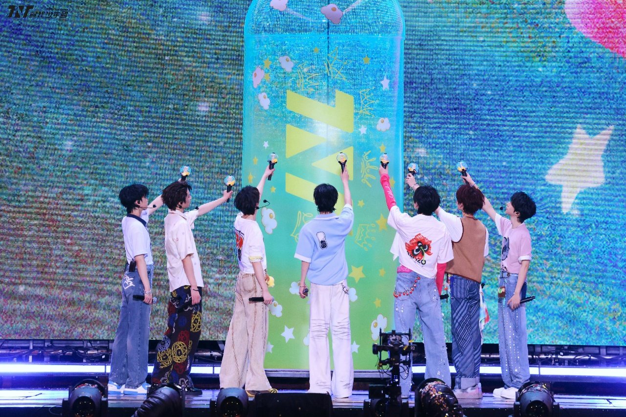 时代少年团后台惊喜直播企划 时代少年团演唱会后台待机模式  时代少年团演唱会后台
