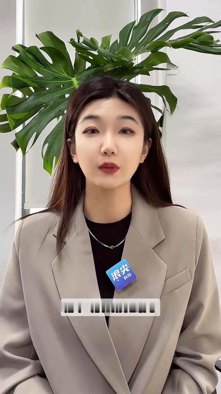 一味靠限量制造消费焦虑，纵容溢价炒作，只会不断透支品牌口碑。潮玩巨头泡泡玛特跨界