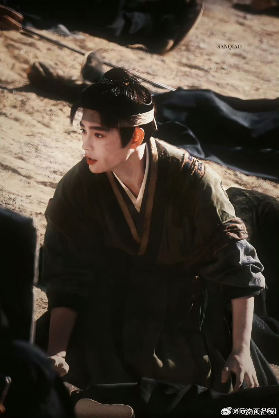 丁禹兮邓恩熙花开锦绣元宵节海报 赵凌祝你元宵节快乐噢！期待我们可以再快些些见面！