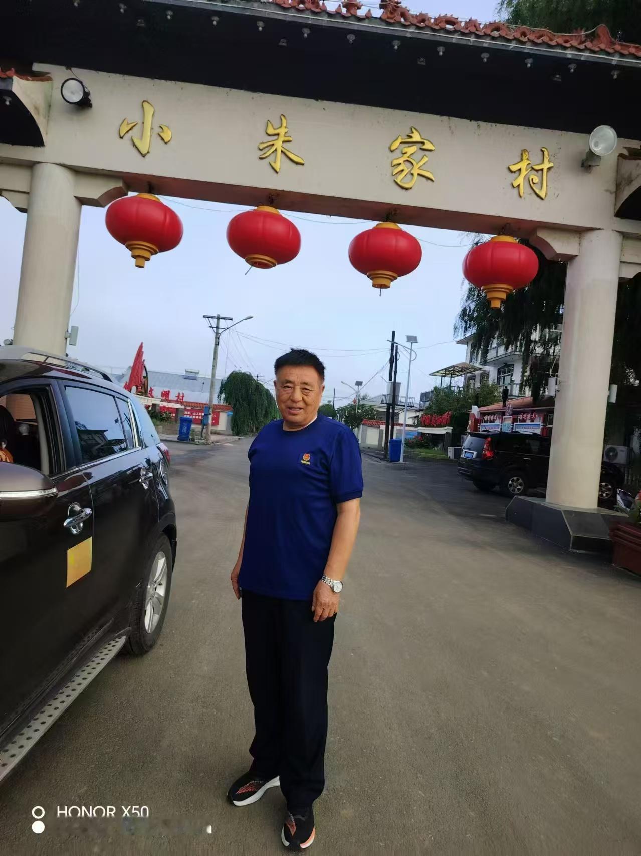 一首，相约草原。献给大家一一