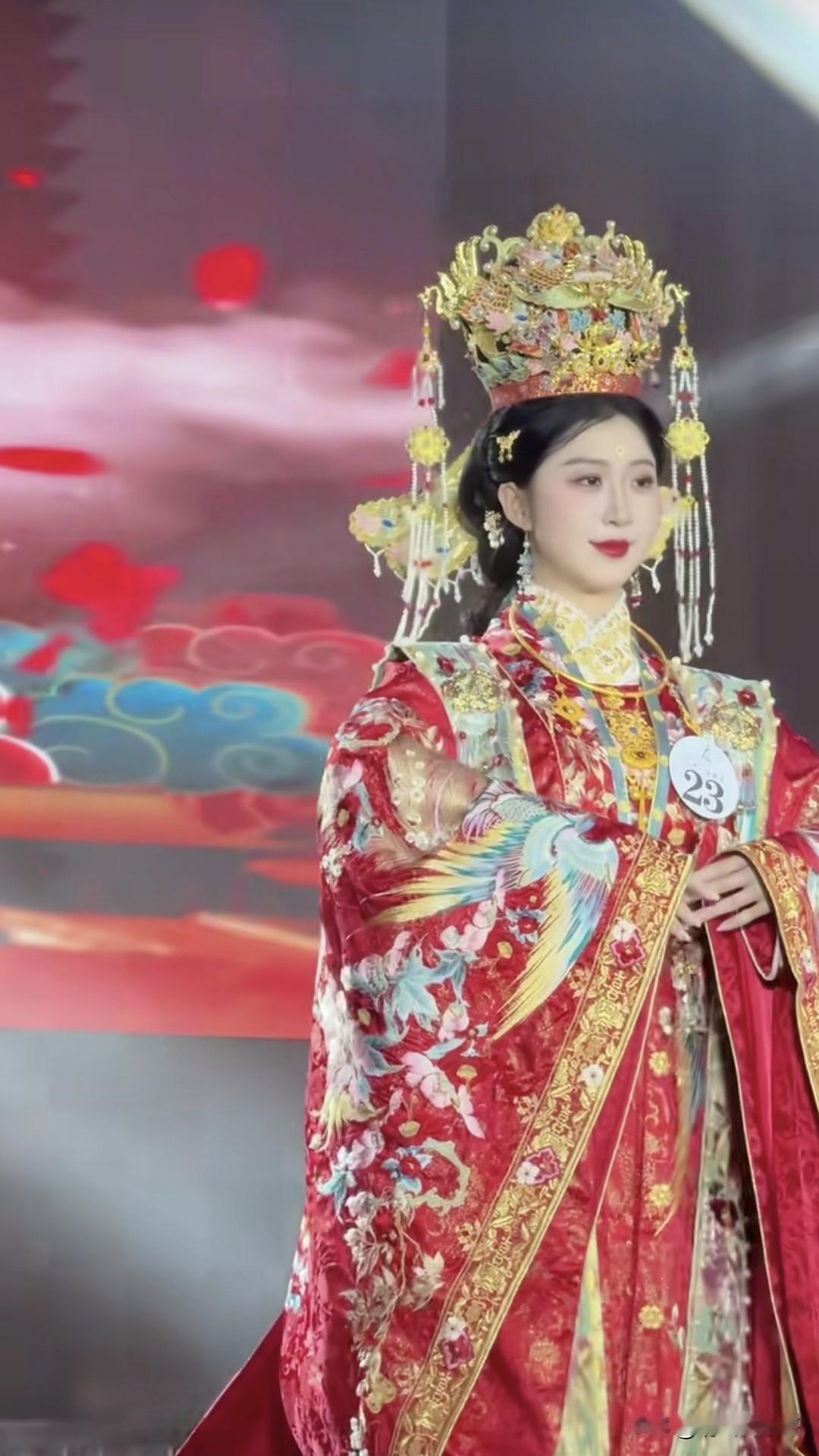 古风元素设计的服饰也太美了吧！！