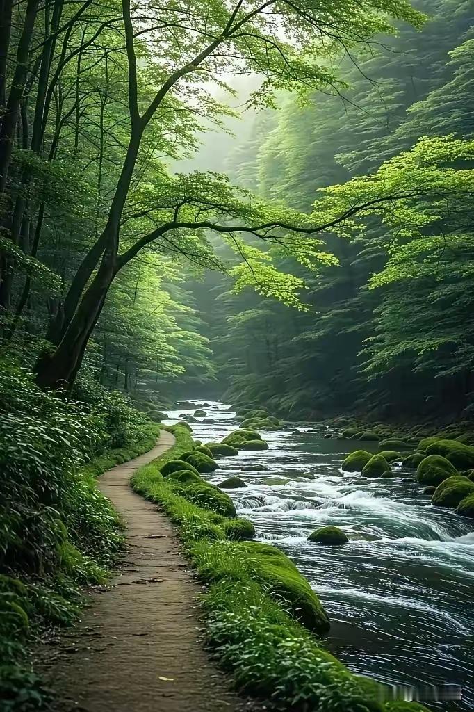 一位75岁厅级干部非常现实的话：

“邻居，不要做朋友，点头之交最好。最好的关系