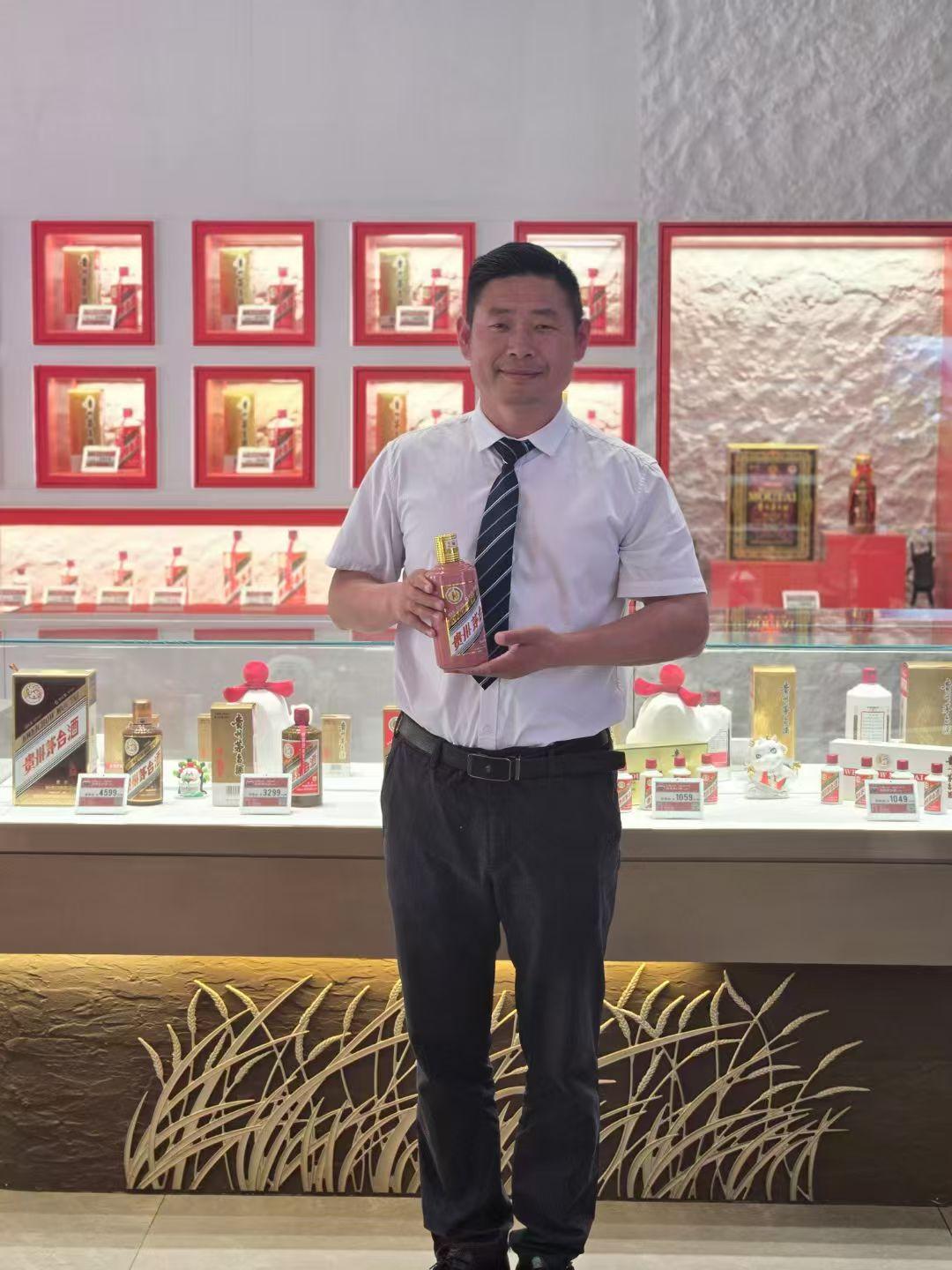 茅台新规打响2026经济第一枪！控价、稳市、扩渠道主动破局，释放消费复苏强信号，