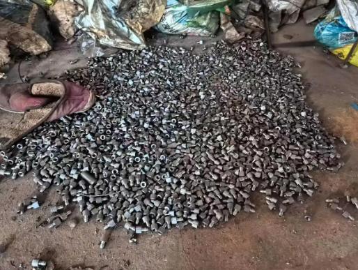 南通这事儿看得人心里发堵！马建开了20多年五金厂，儿子马晓强接班后，2022年被