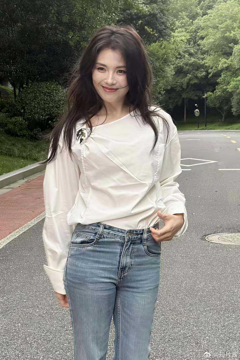 刘涛越来越漂亮了 