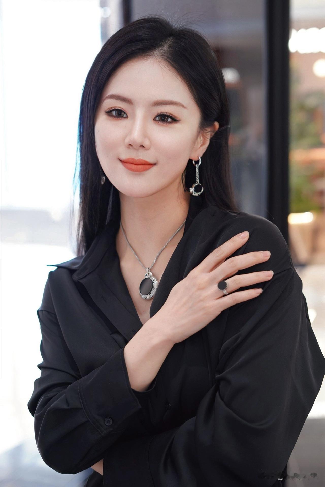 瑜伽晨练
每天进步一点点