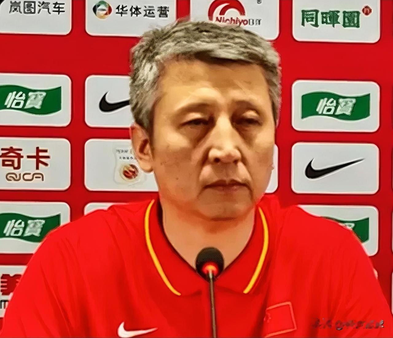 又输了！郭士强赛后发话：这场比赛就一点做的不好就是篮板球，主要输在这一点

中国