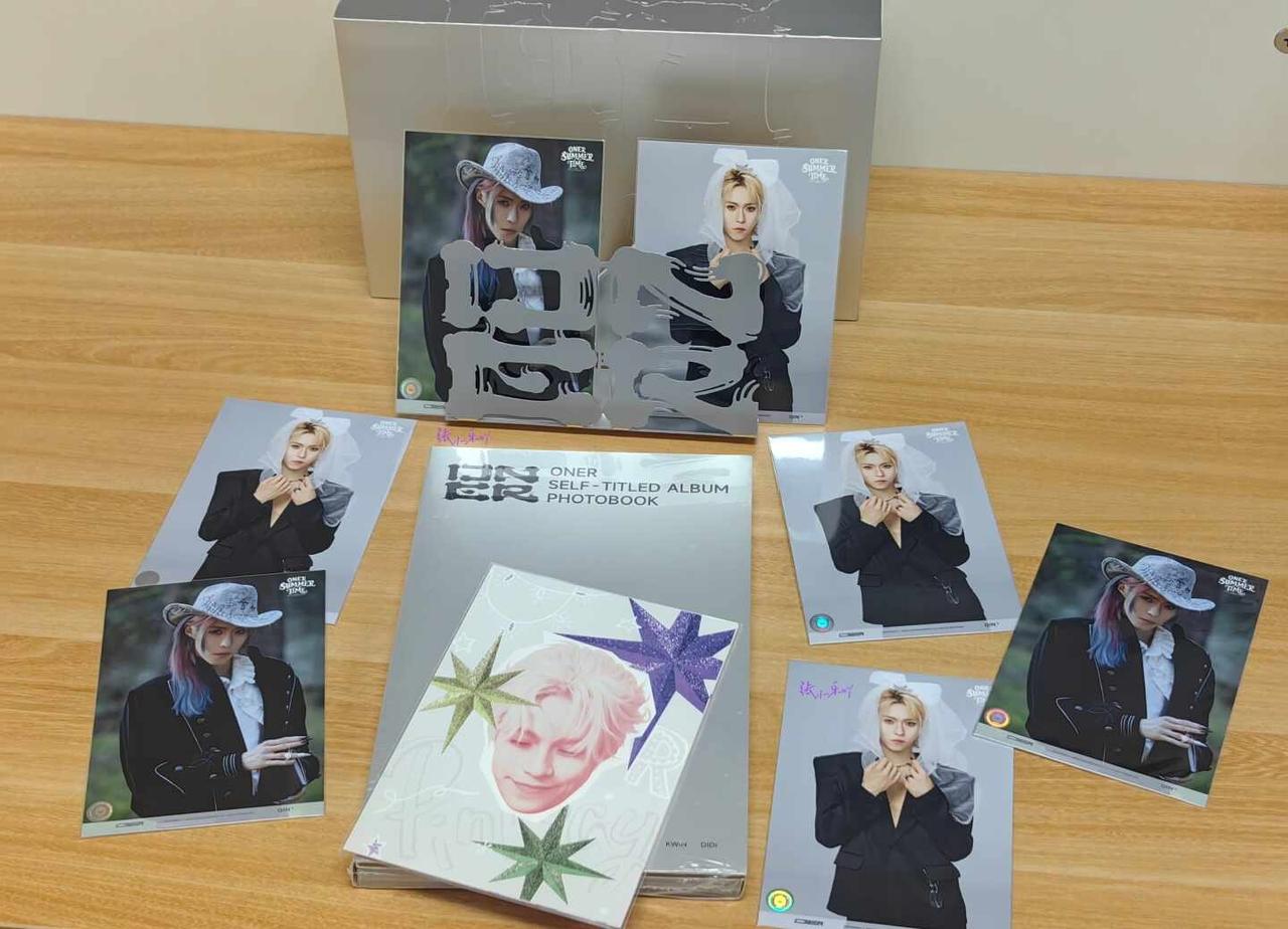 下课通知我📦到了 原来是🎁到了
朋友说多了几张老岳生写 我说那我要了 要不我