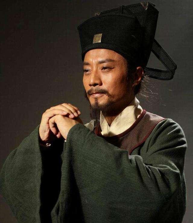 评书演员，王玥波说，宋江发配江州，带了两封书信，一个是给张顺的，江湖人，一个是给