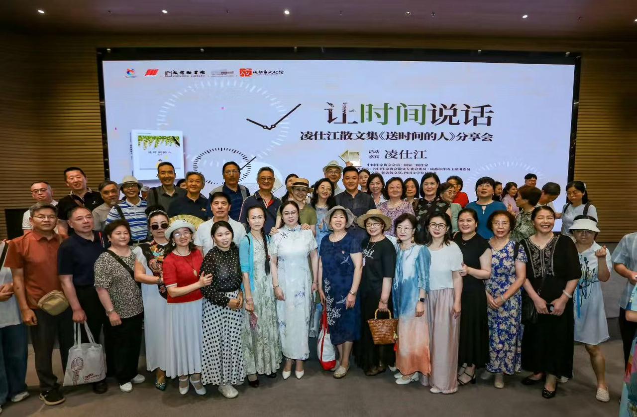 有责任心的男人最有魅力。心疼妻子，爱护孩子们懂分担，不摆大男子主义架子。


有