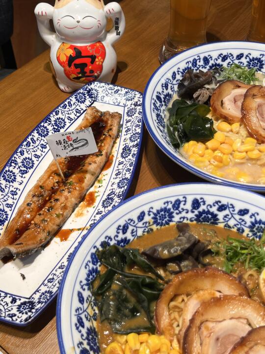 顺德必打卡“超出片日料店”