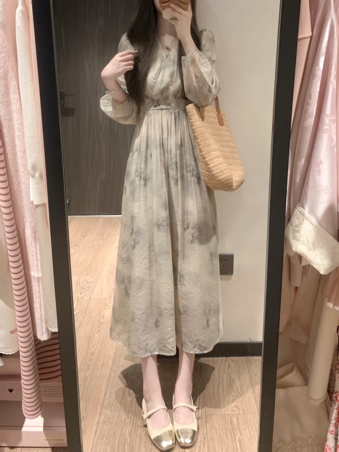 夏天的漂亮裙子好多！