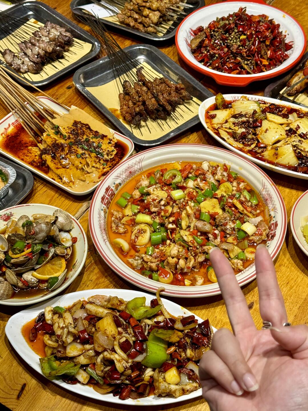 老西安人的深夜食堂，藏着最野的烟火气！