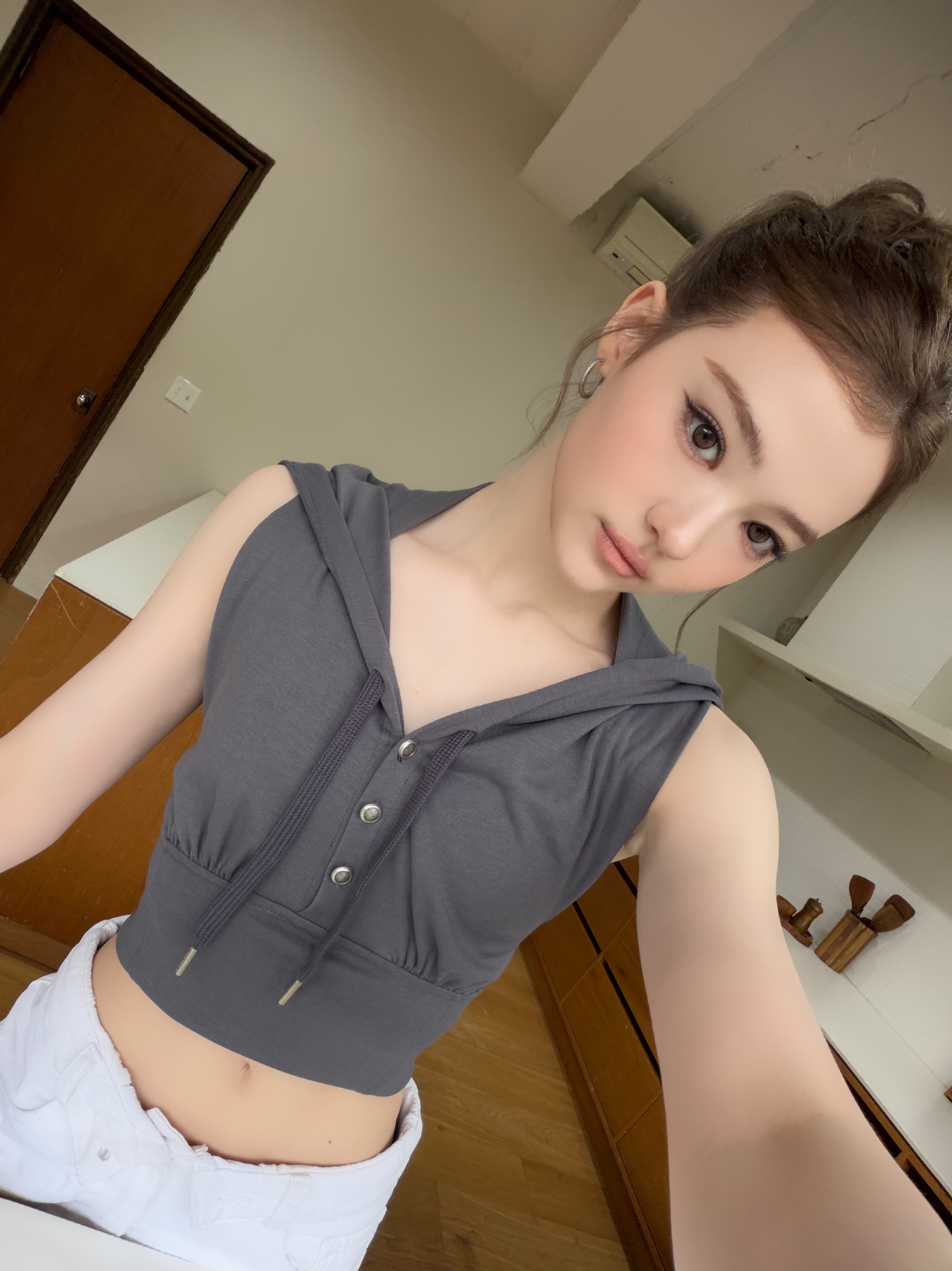 Ella更新您有什么想问的吗?🙋🏻♀️!? 