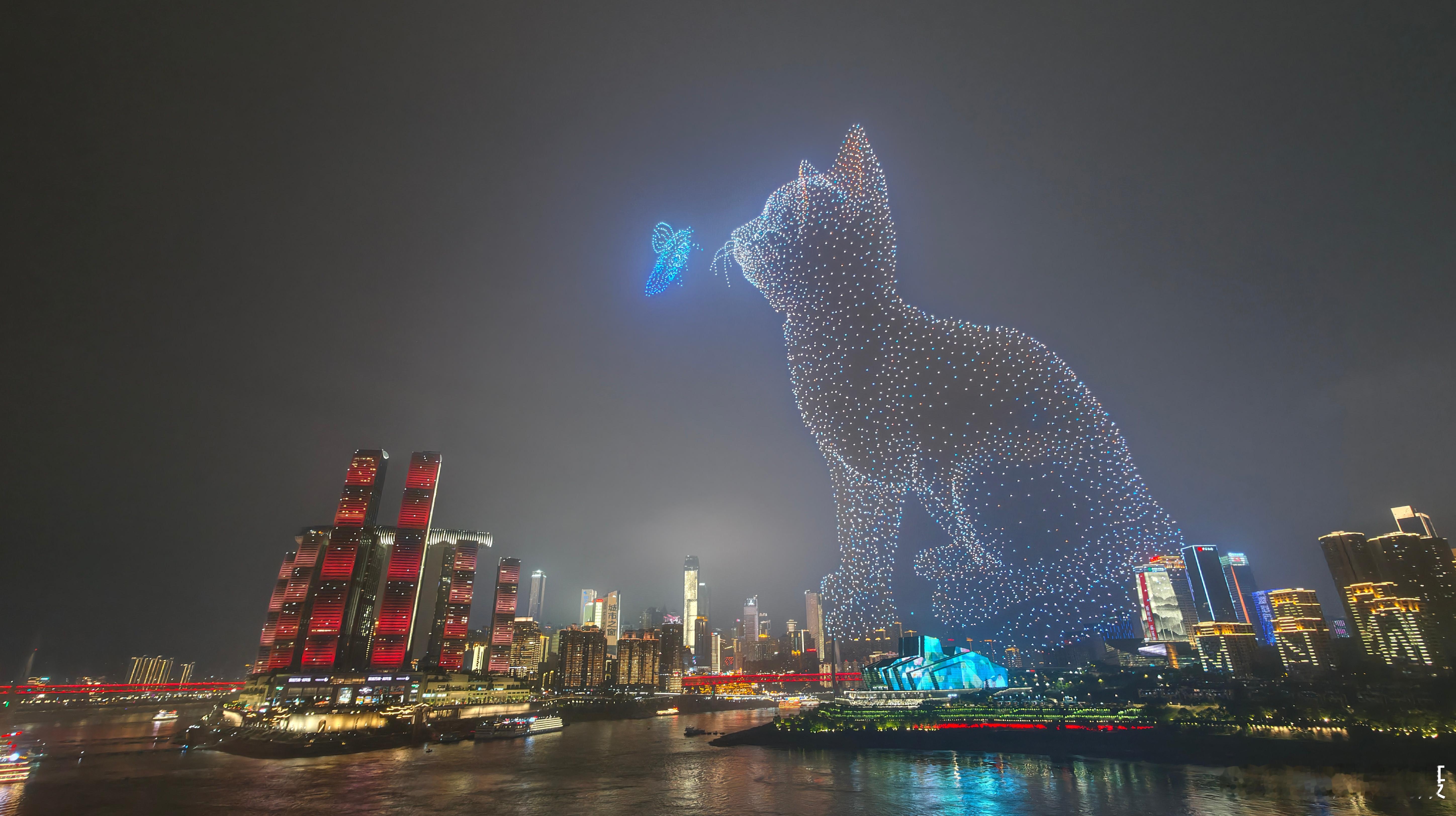 在重庆最佳观夜景的点位拍了一张图晚安💤 