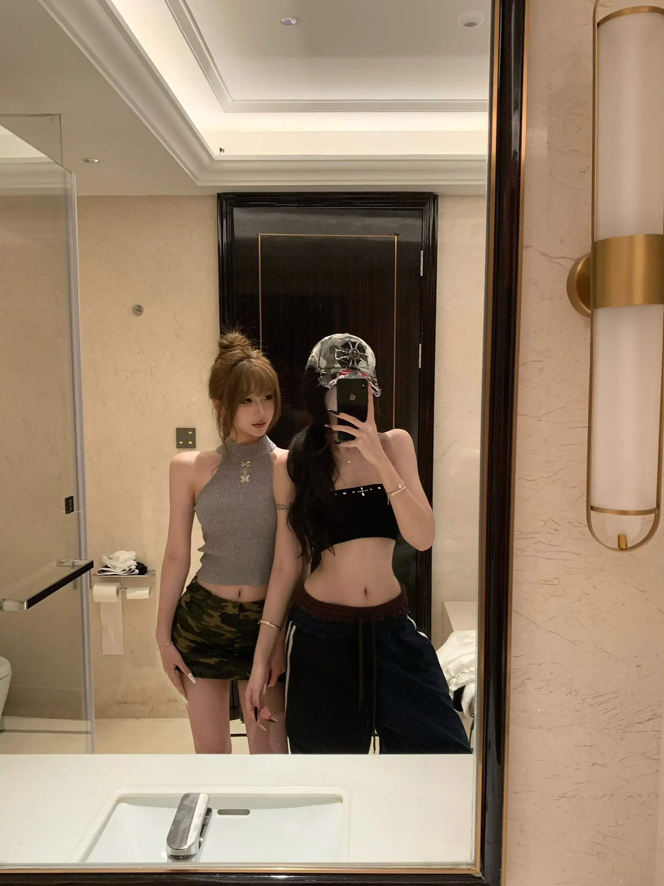 我时常感叹着有朋友在的每个瞬间都是幸福的