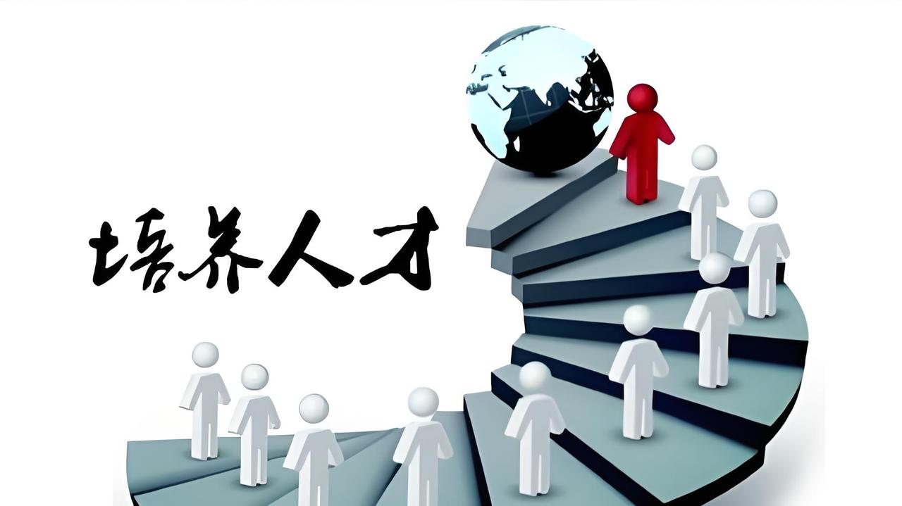 长沙那可是藏龙卧虎，出了不少著名历史人物。
比如欧阳询，他可是初唐四大书法家之一