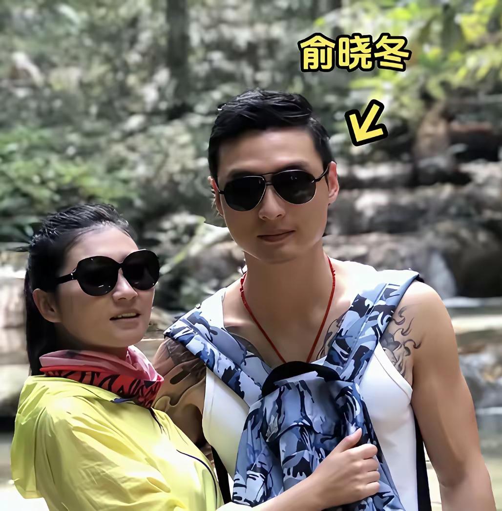 我的先生是名离婚律师，
他说王暖暖这个离婚案，
根本就不像大家说的那样，仔细想想