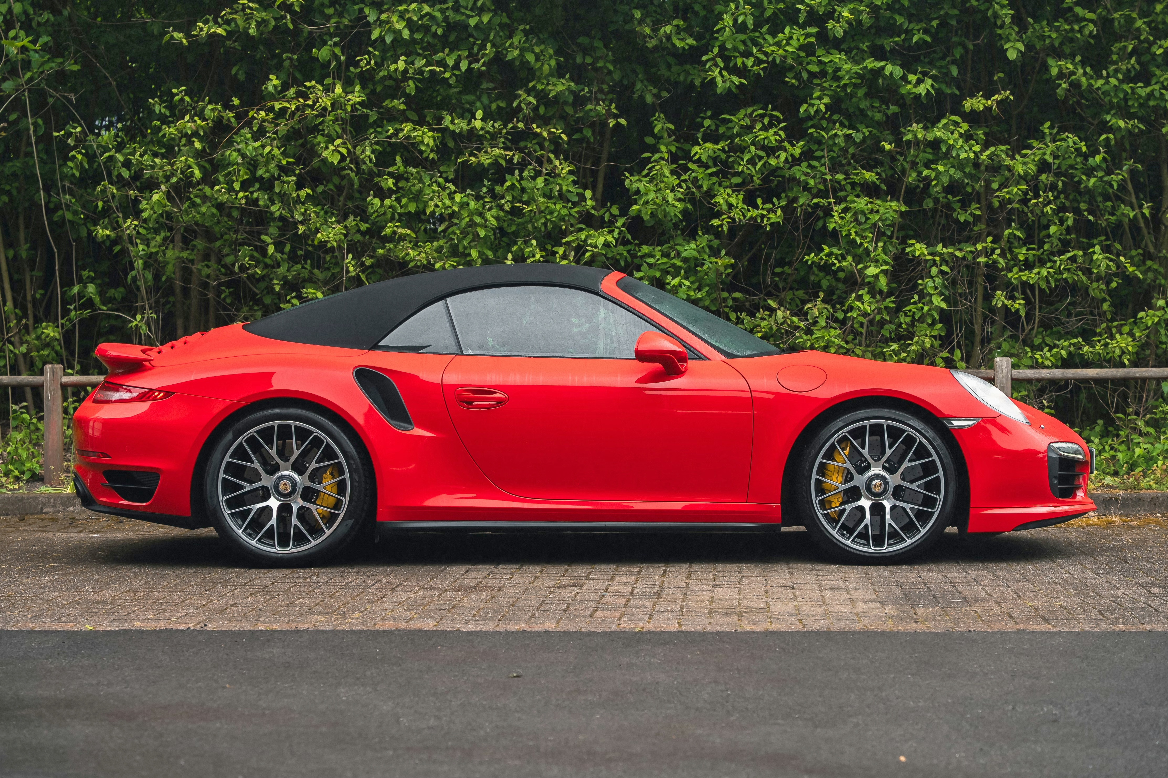 2014 Porsche 911 (991) Turbo S Cabriolet