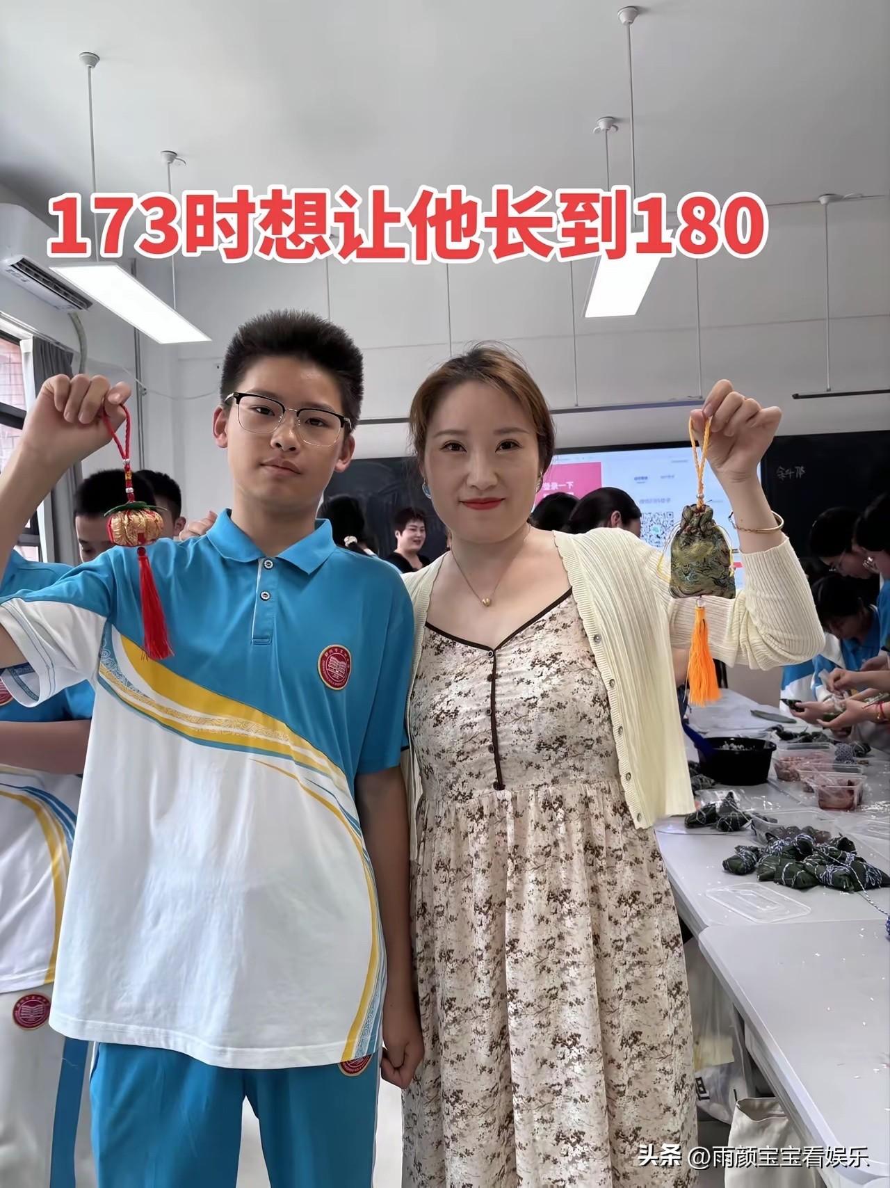 不怪阿姨一脸幸福，换谁都一样