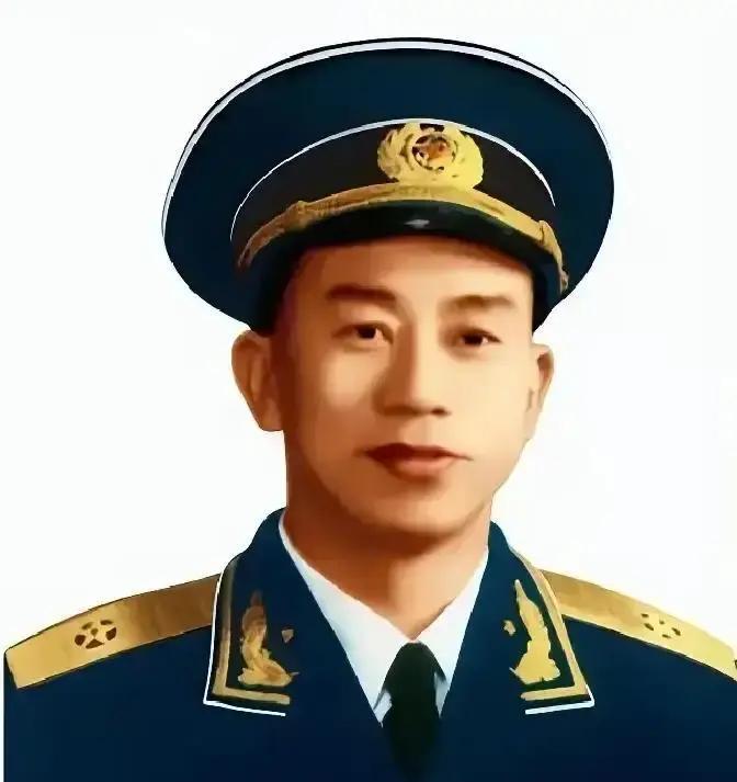 1943年春天，19岁的女译电员和一名男科长同去延安，但在路上，她发现这名男科长