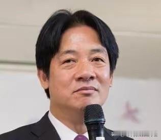 抗日父亲1943年被捕，
媚日儿子赖清德！
1960年丧父，3个月大无记忆。
父