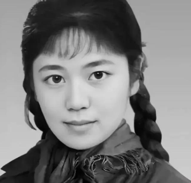 1977年，安徽女知青于文娟，返城前夜把自己给了农村小伙：“你对我的好，我无以为